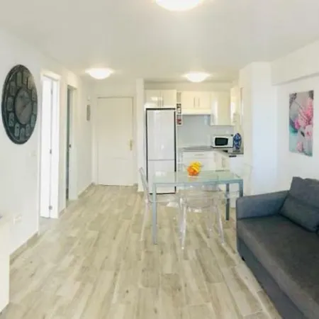 Apartman Sea View Coronel Modern & Sunny